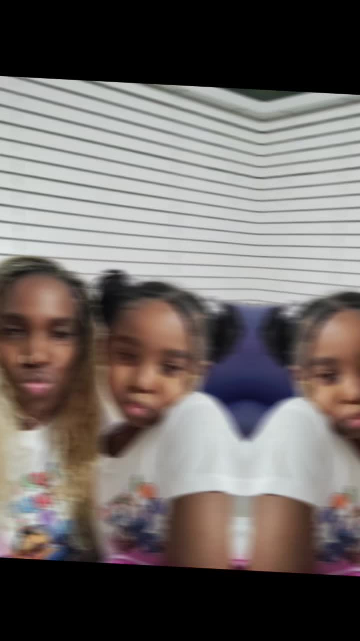 @blaccazzbarbee