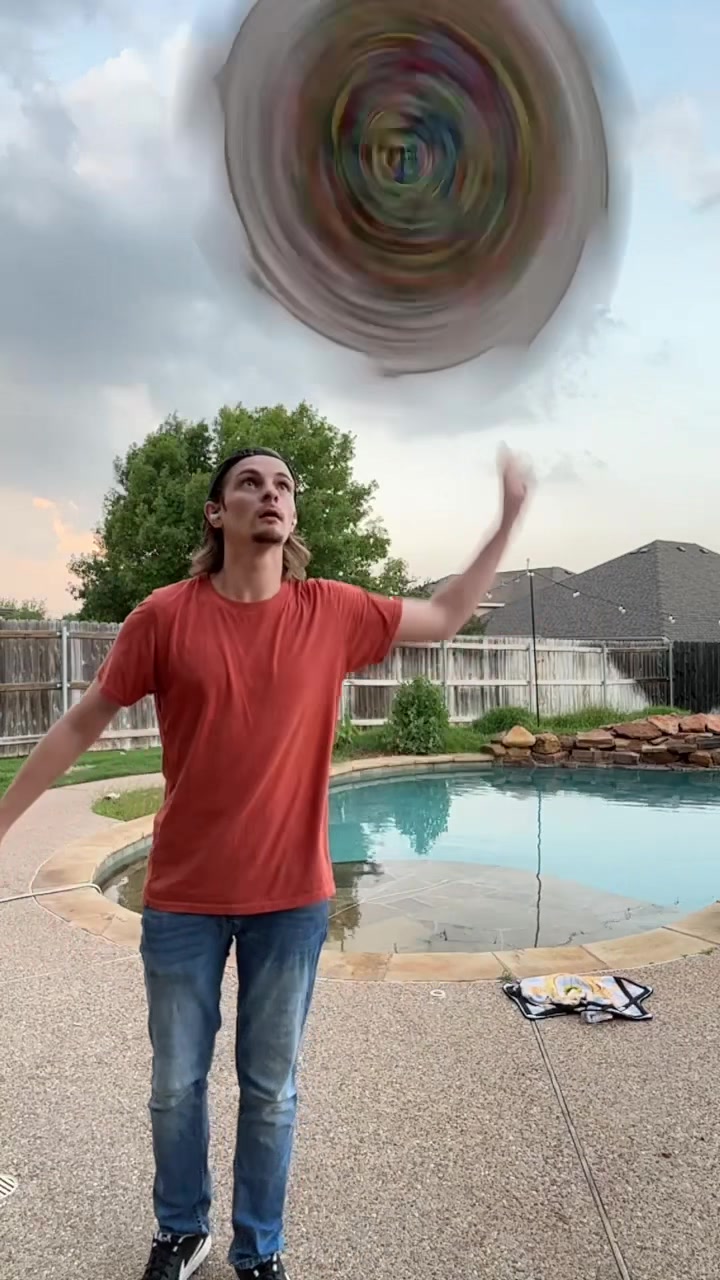 @w0okus