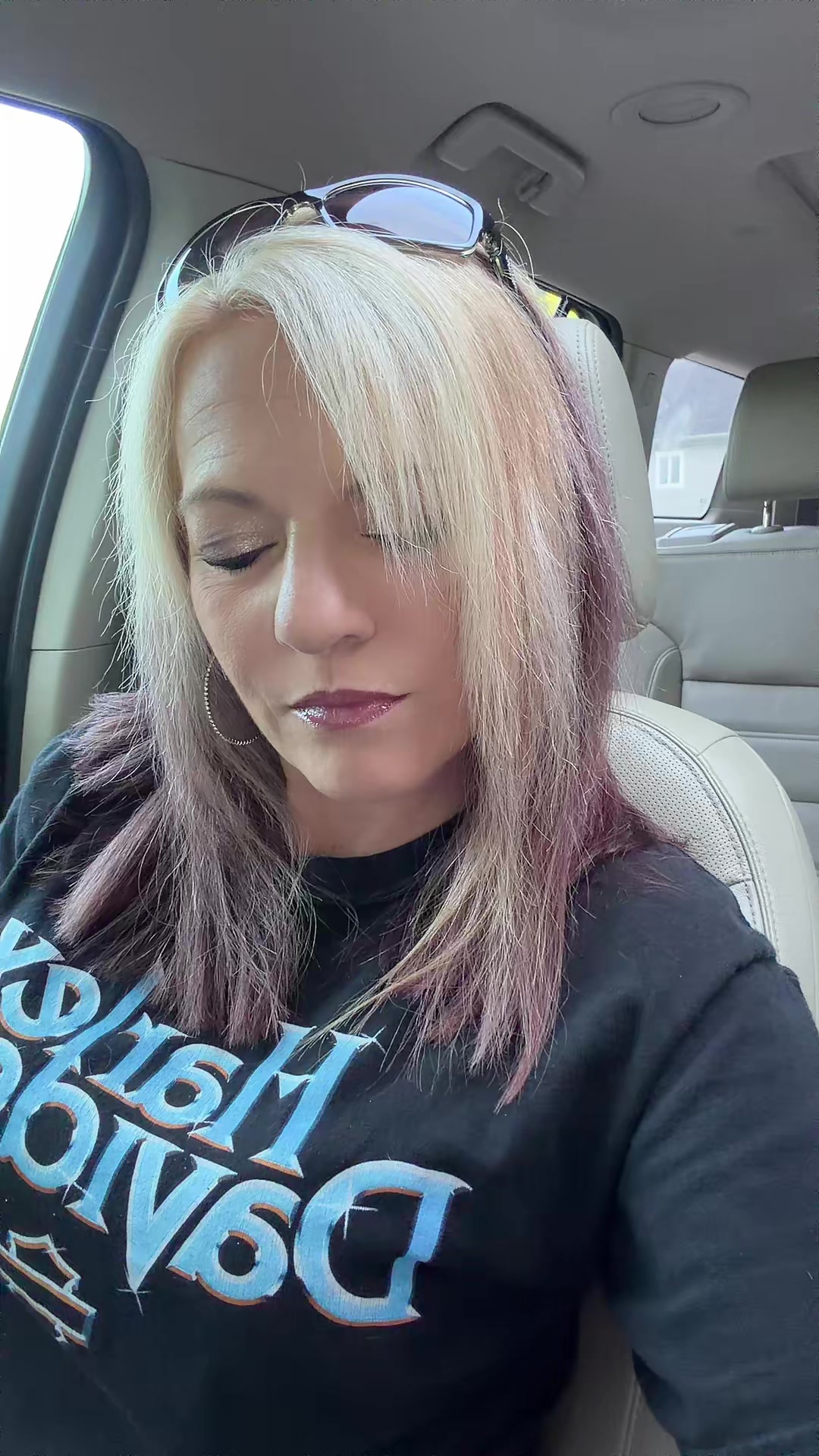 @CrimsonCorgiQueen🤑🍑