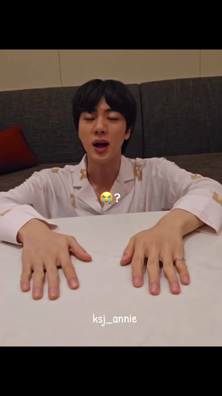@ksj_annie⟬⟭⟭⟬⁷