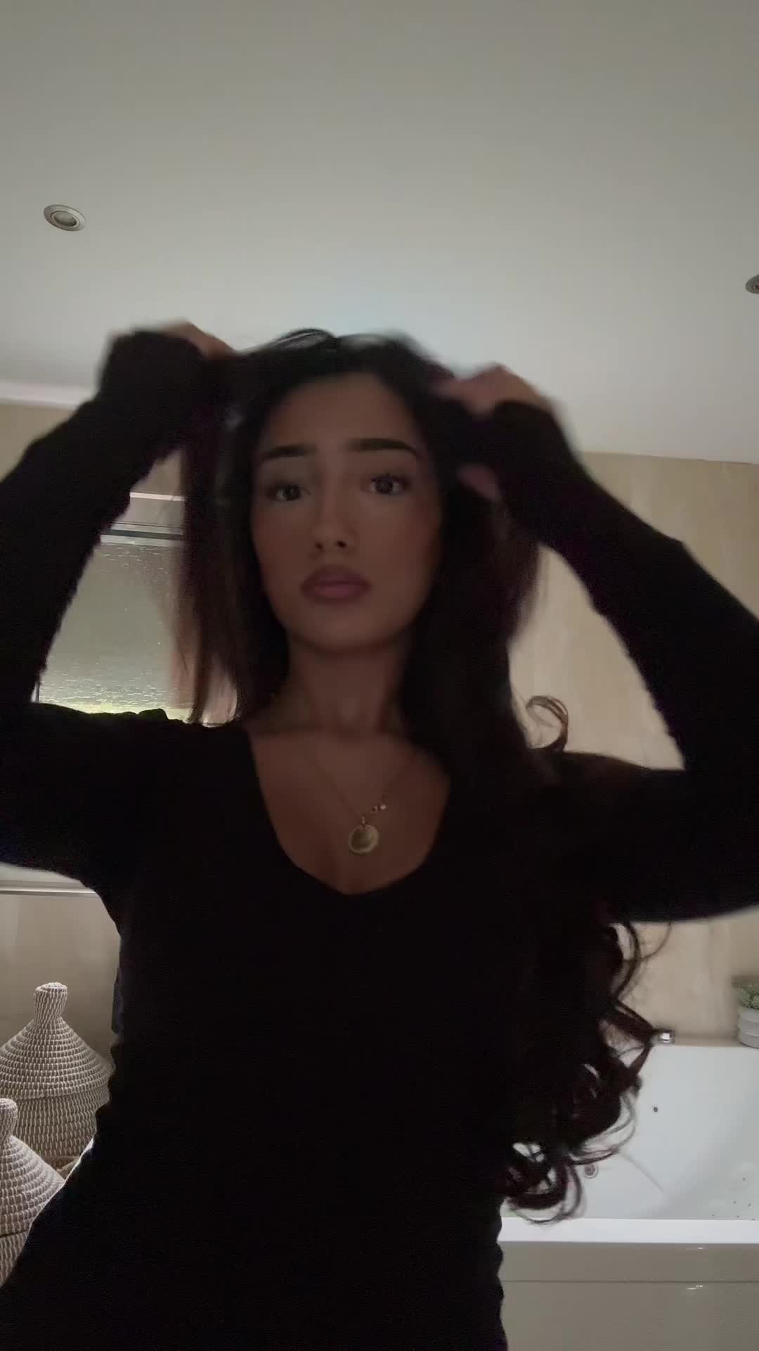 @💫