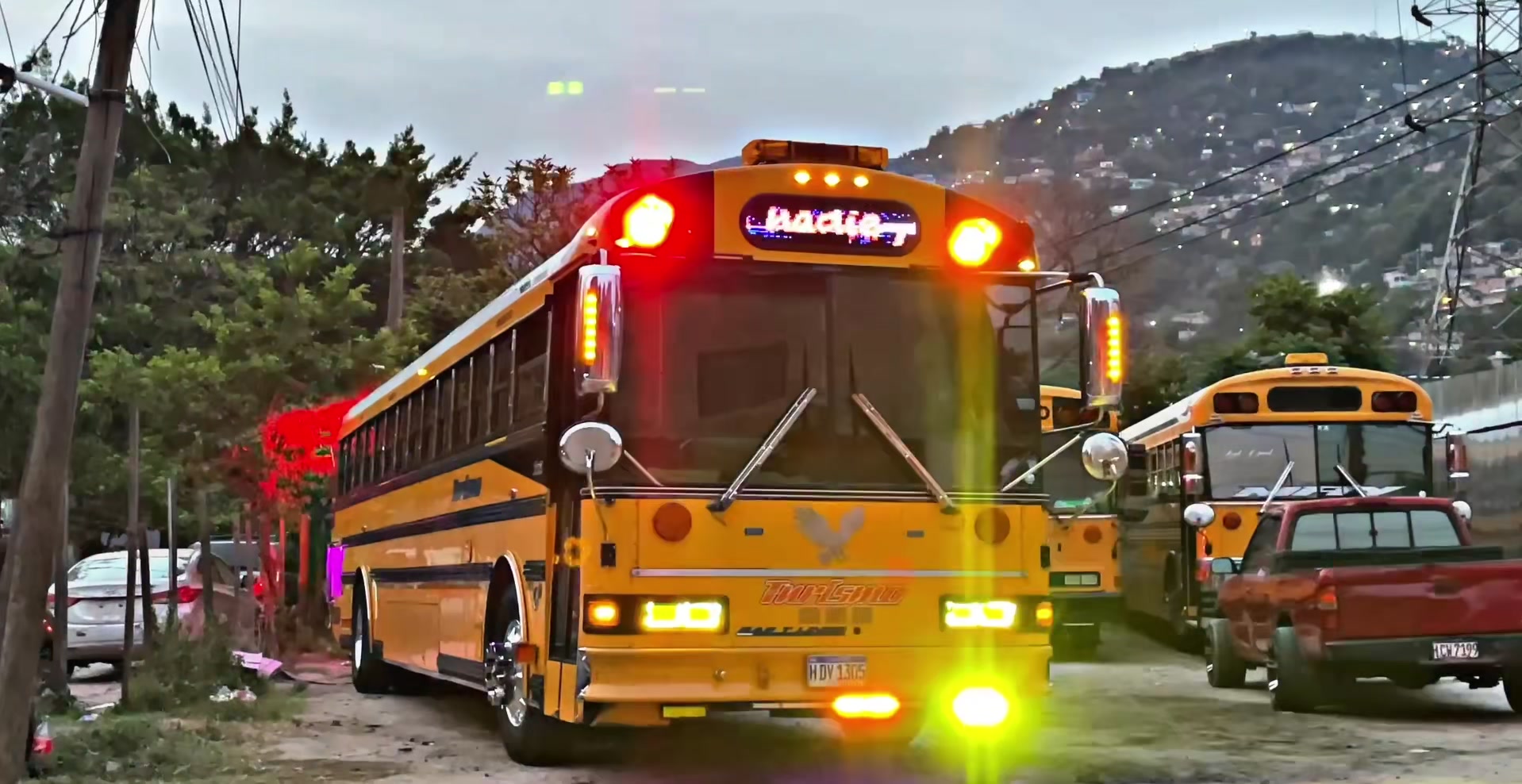 @Buses_hn๐