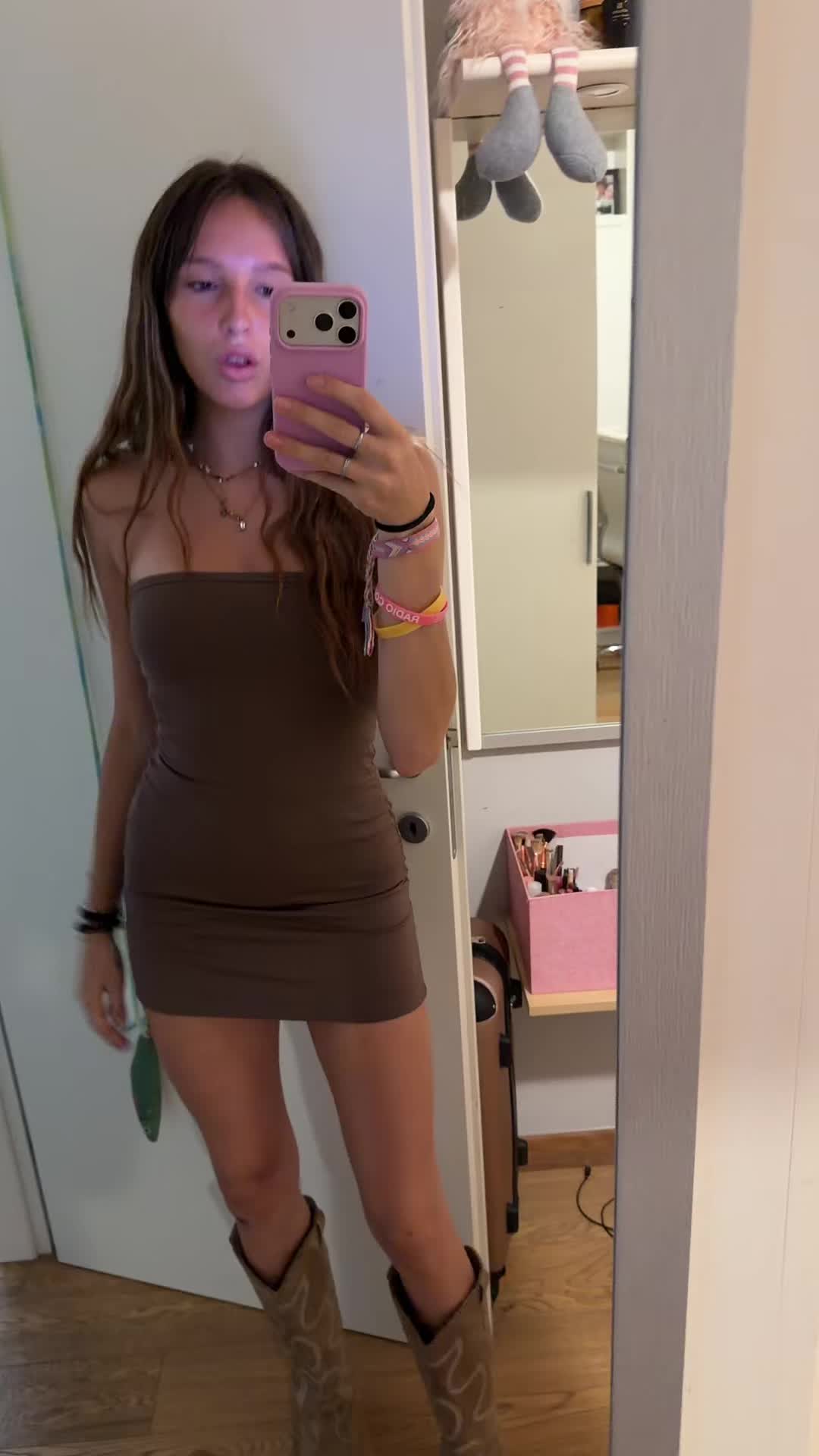 @Emma🌟