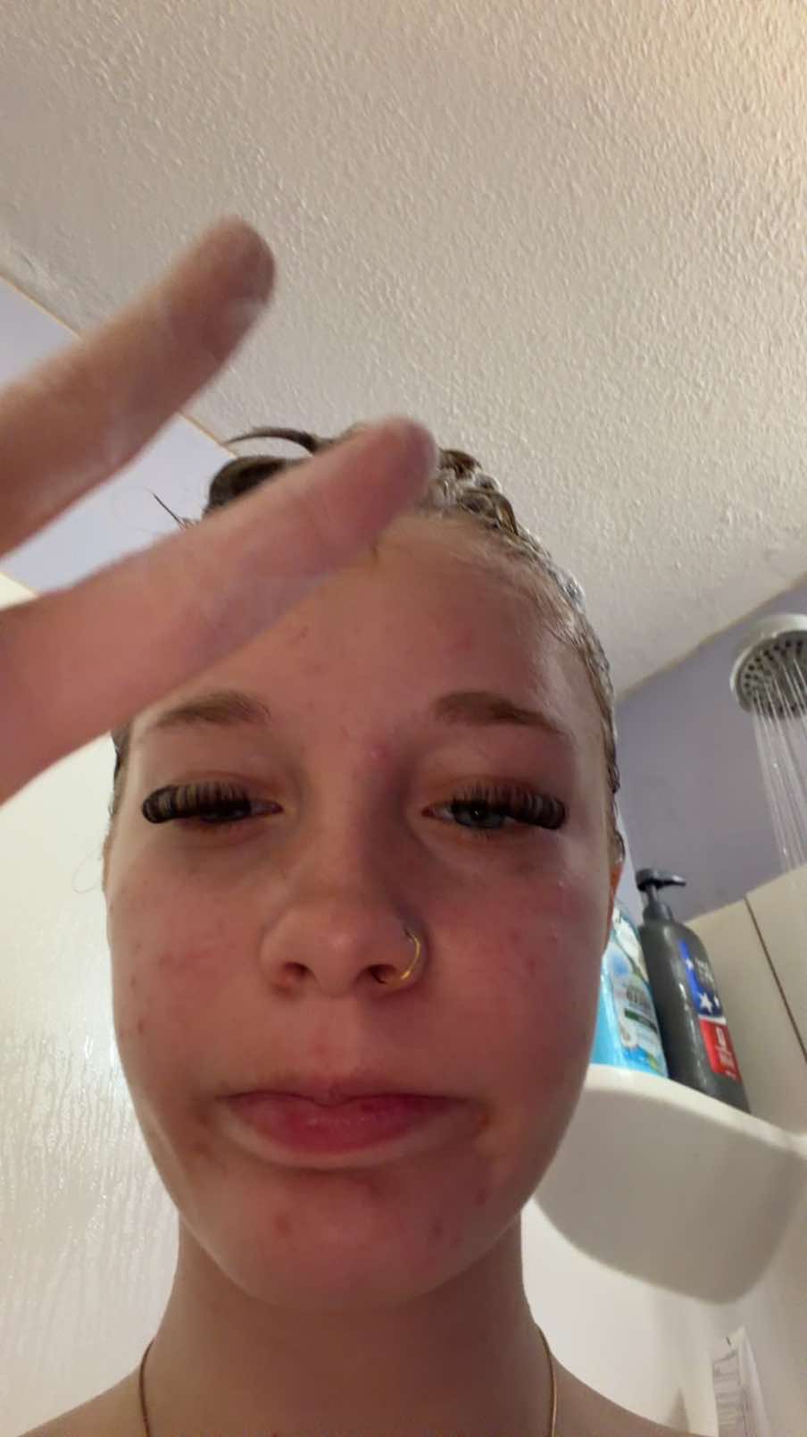 @🦄