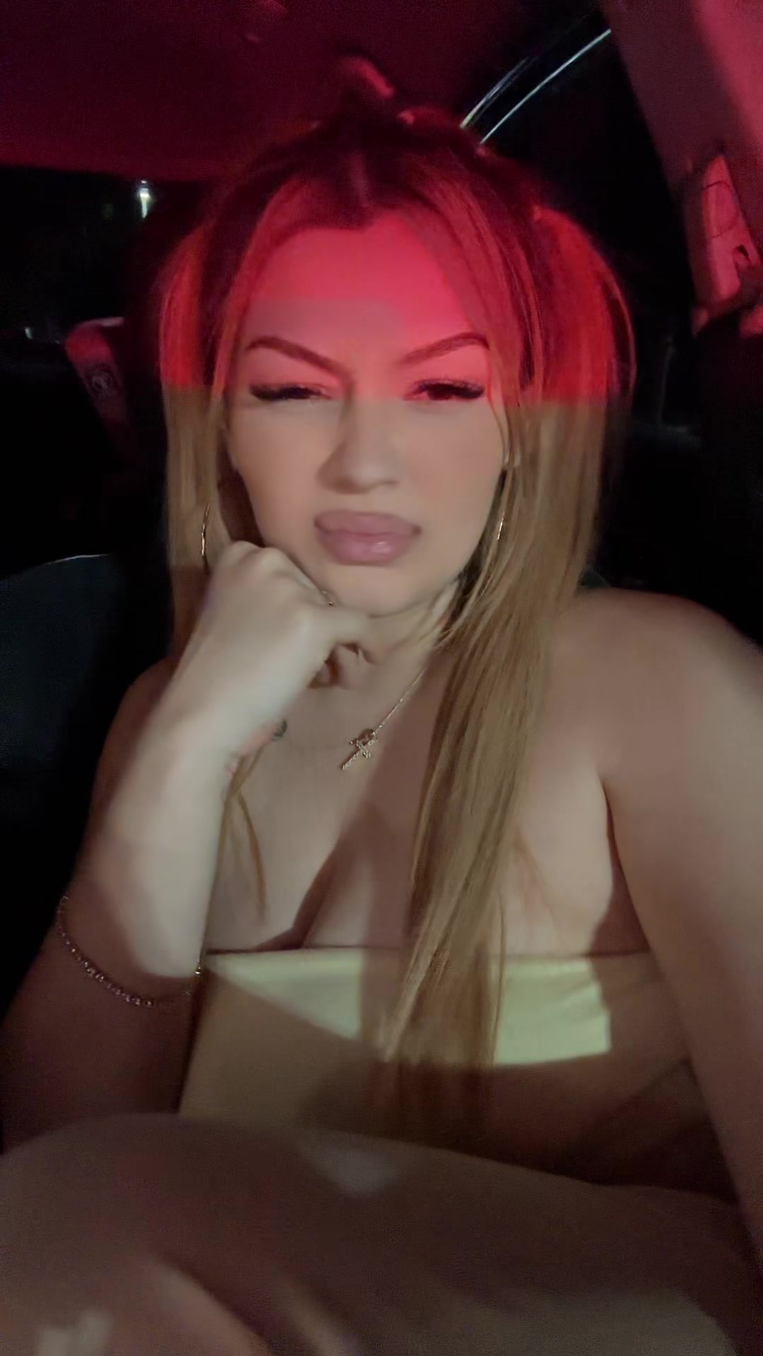 @Celestinaaxo