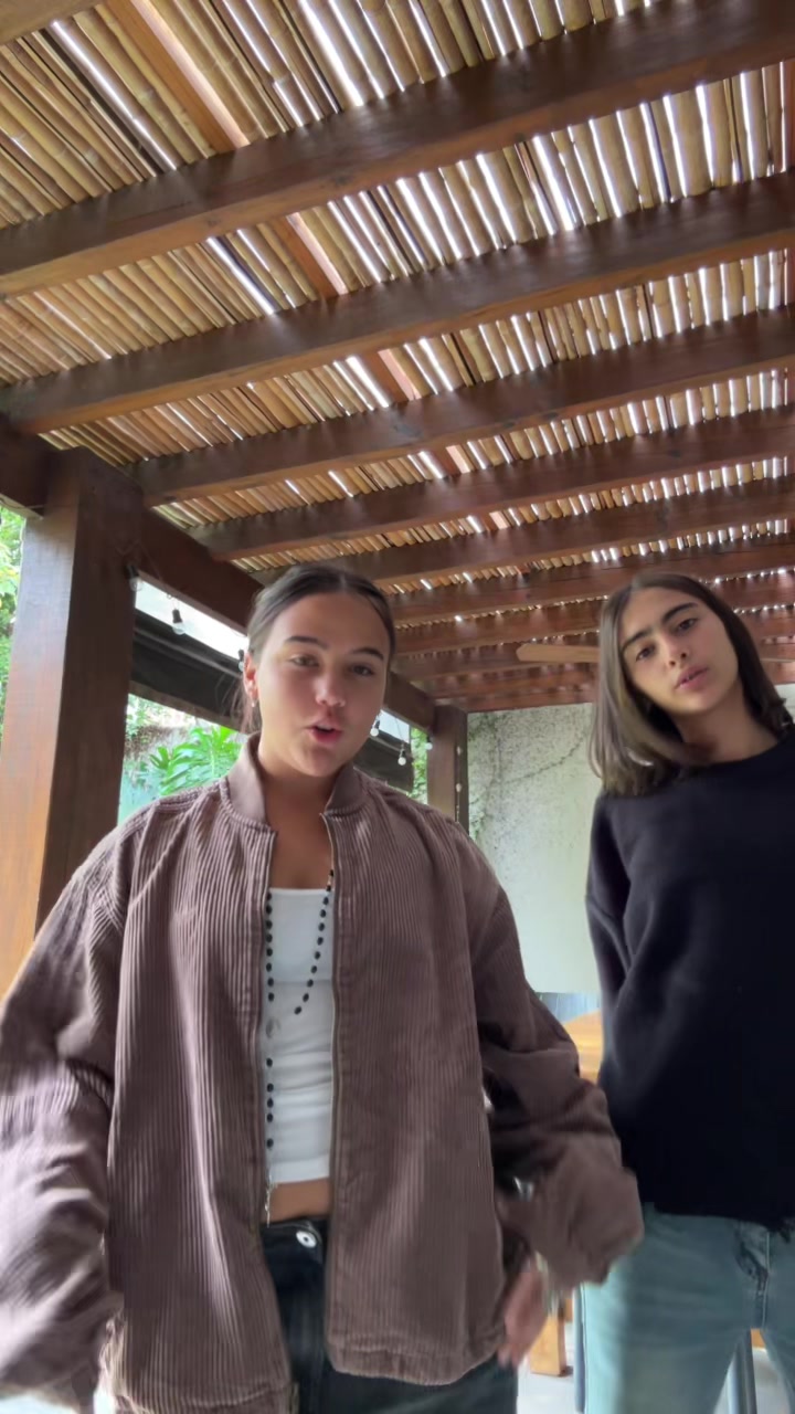 @emi ★