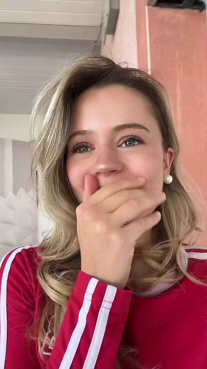 @naélie