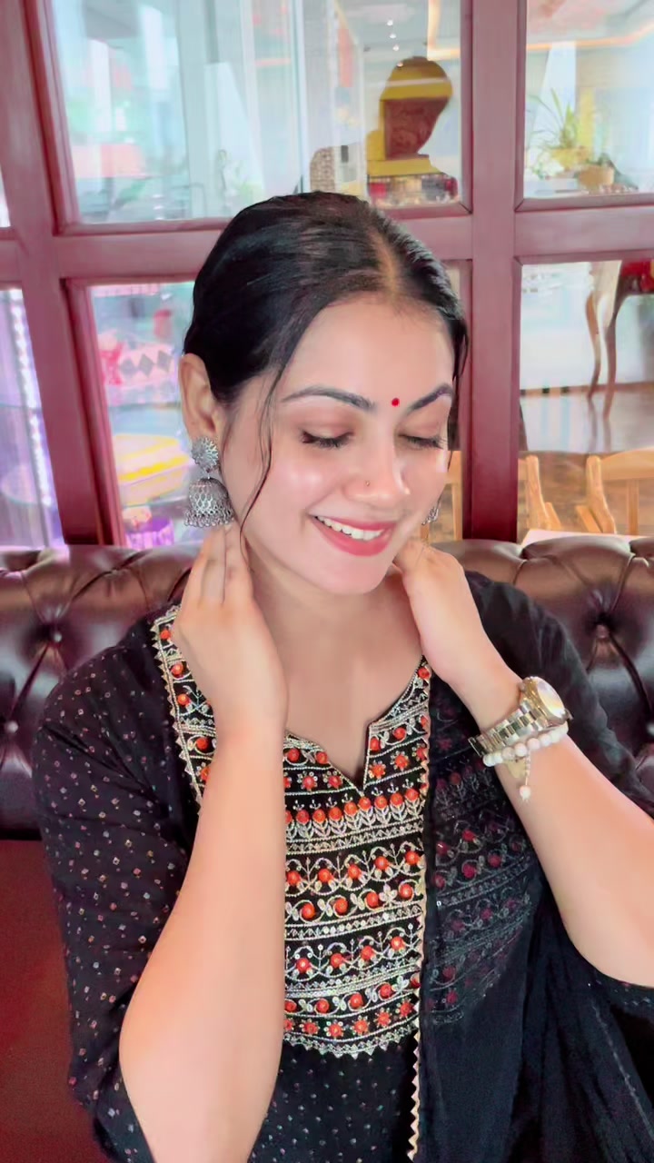 @Yashika Lakshani