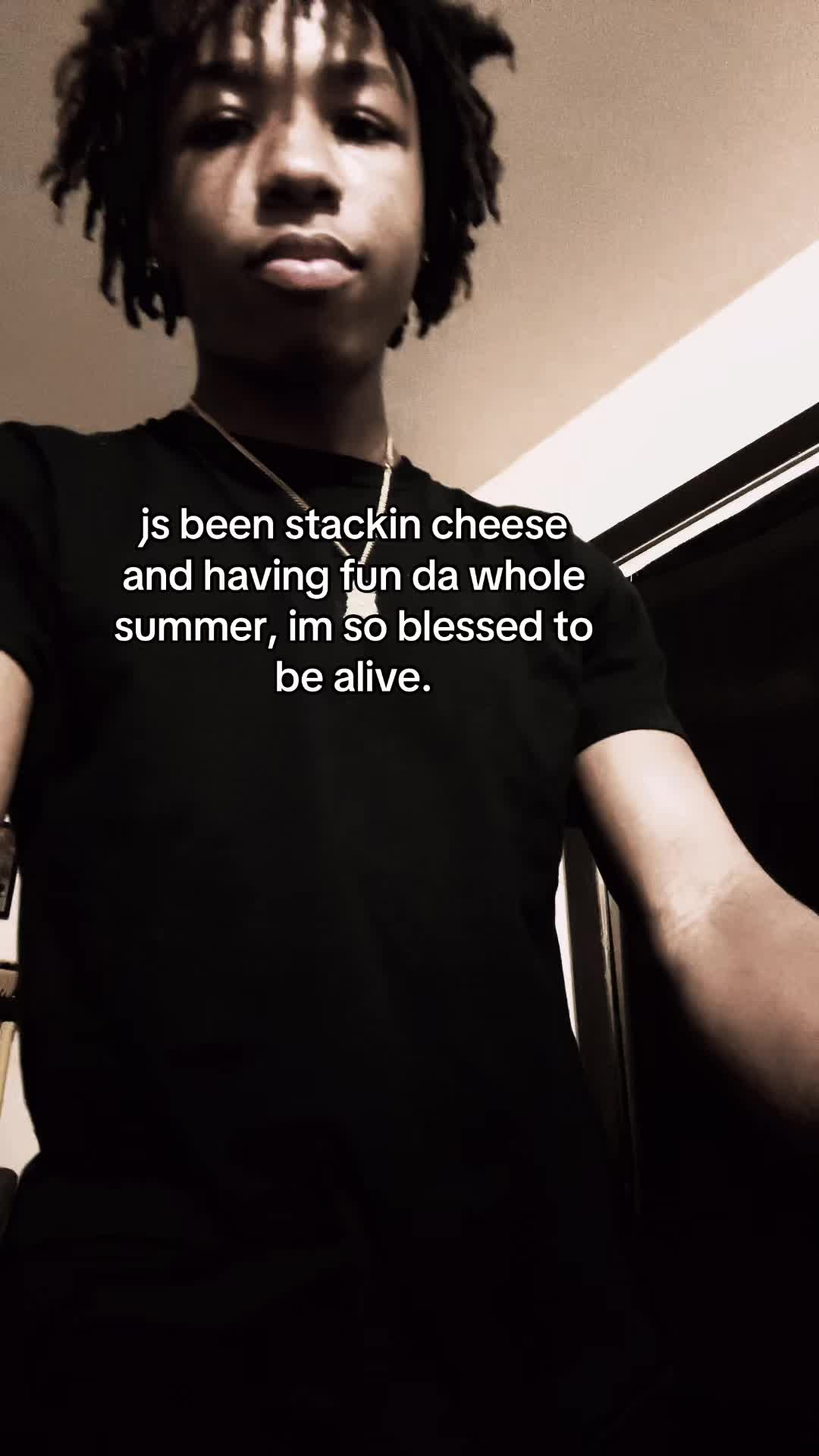 @￶
