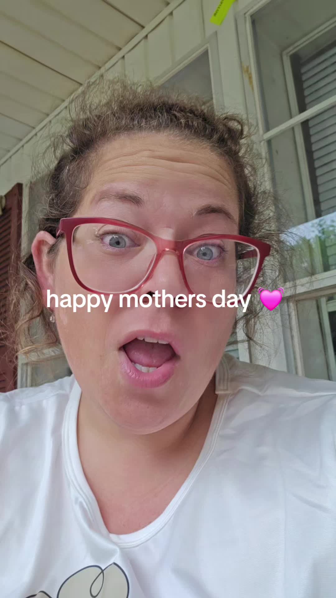 @TheMomstigator