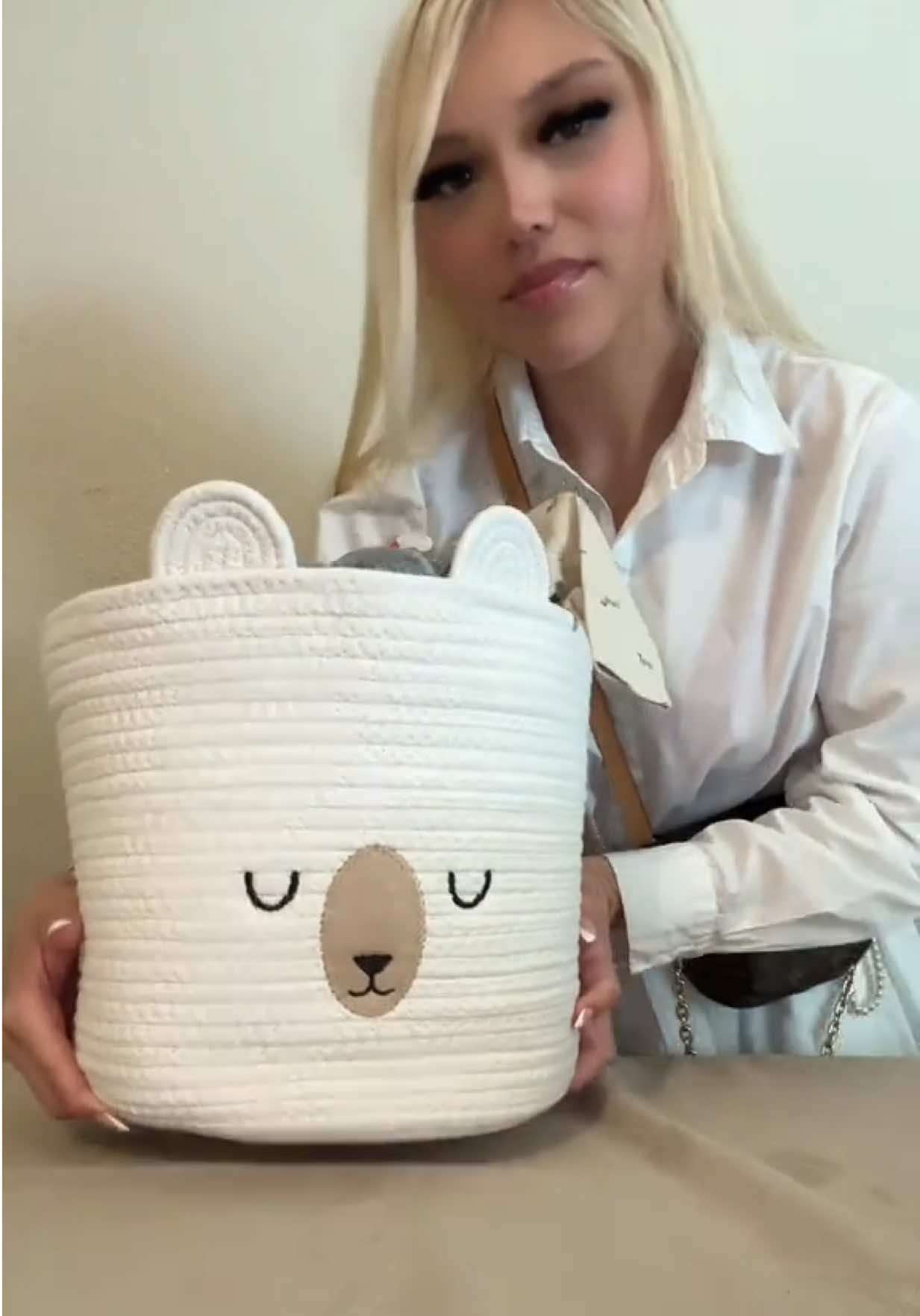 @clairekiwosabi
