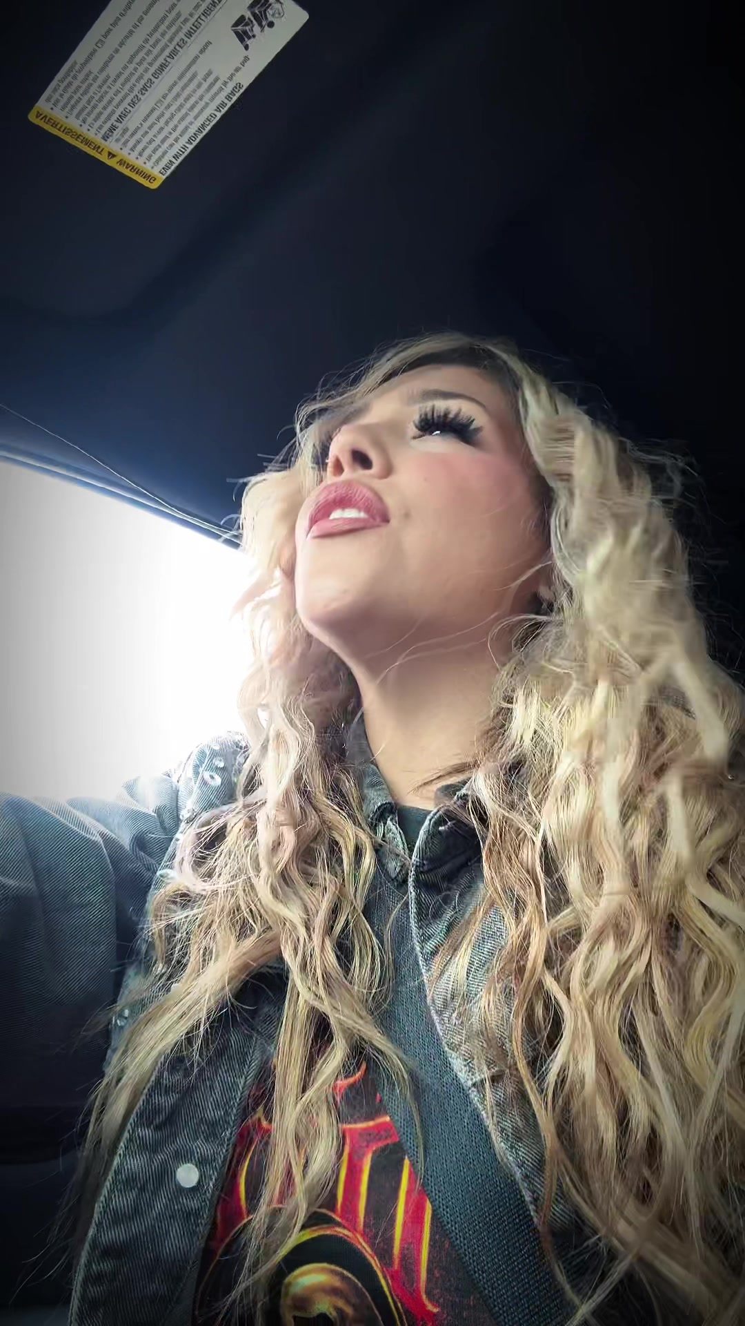 @Angiie