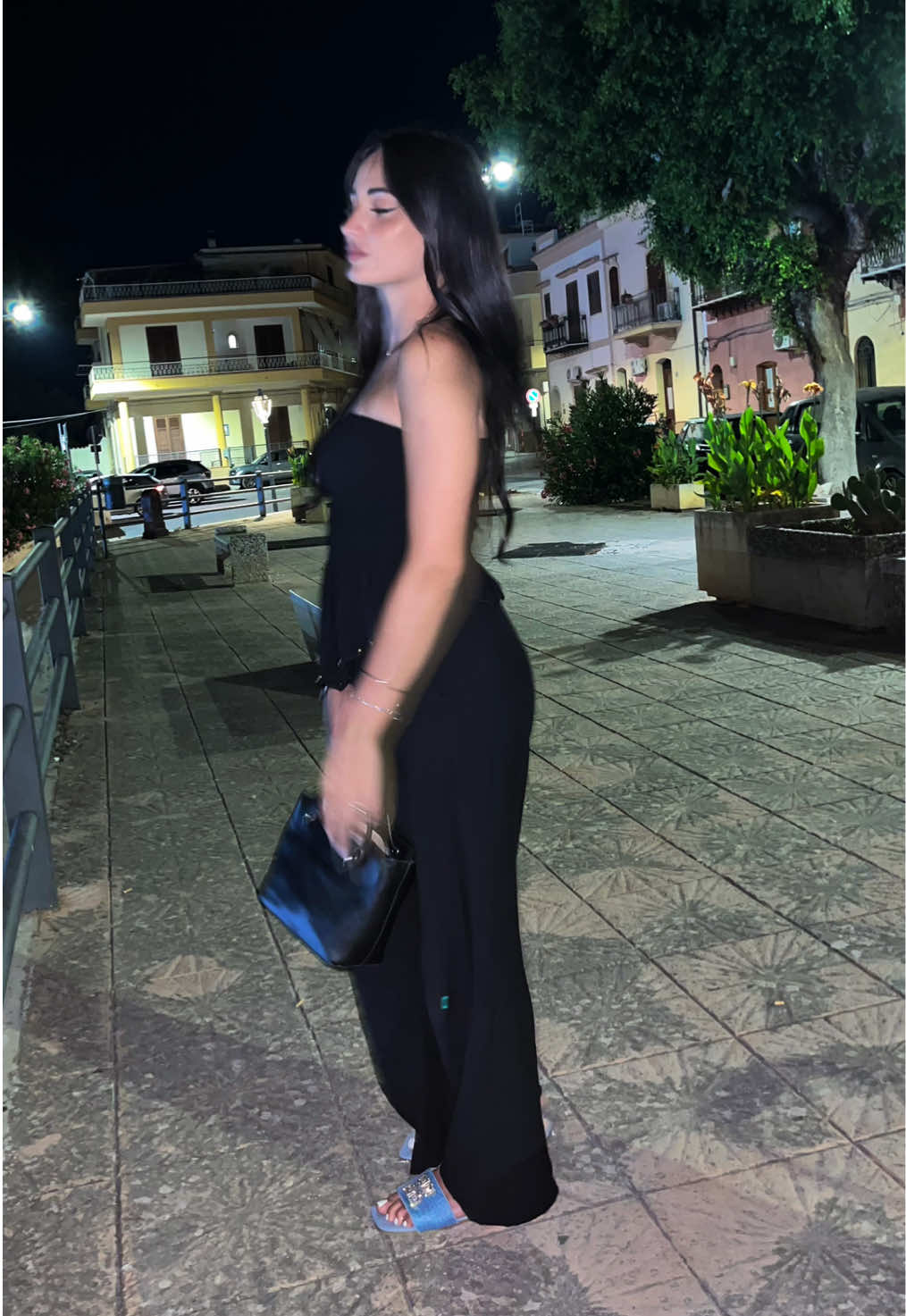 @𝐿𝒾𝓃𝒹𝒶👑