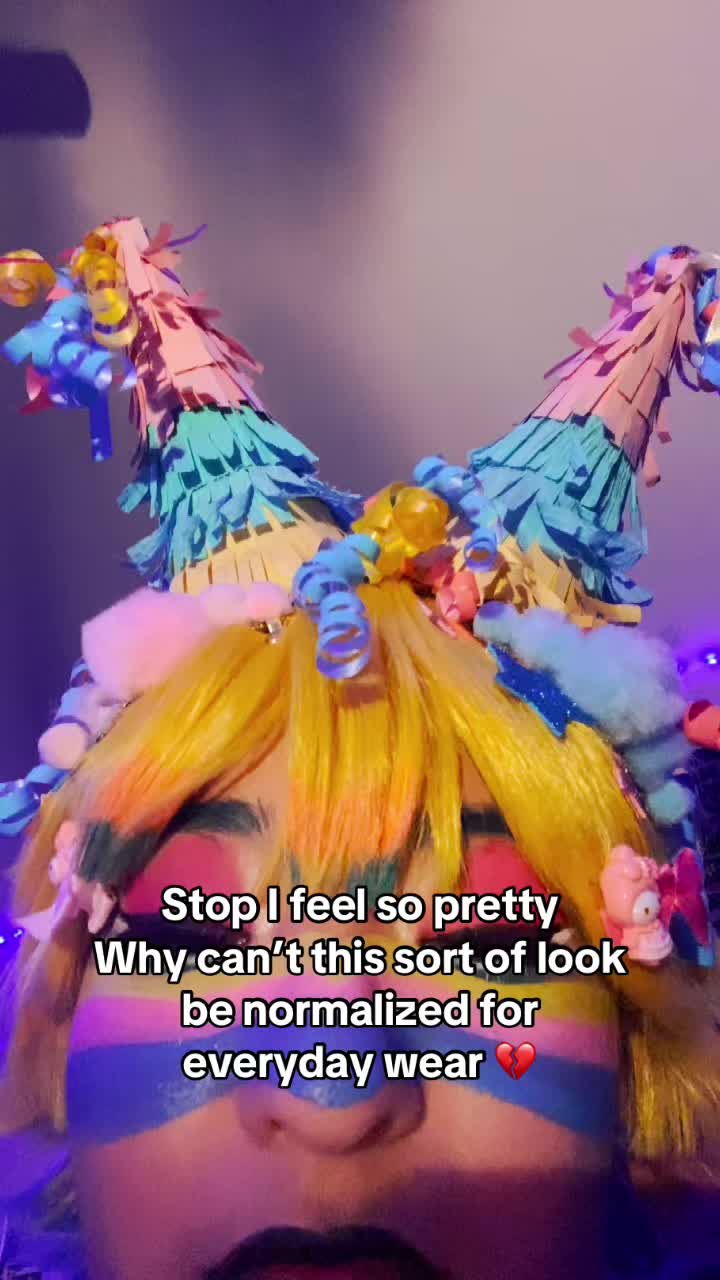 @★𝓜𝓮𝓵𝓸𝓭𝔂★
