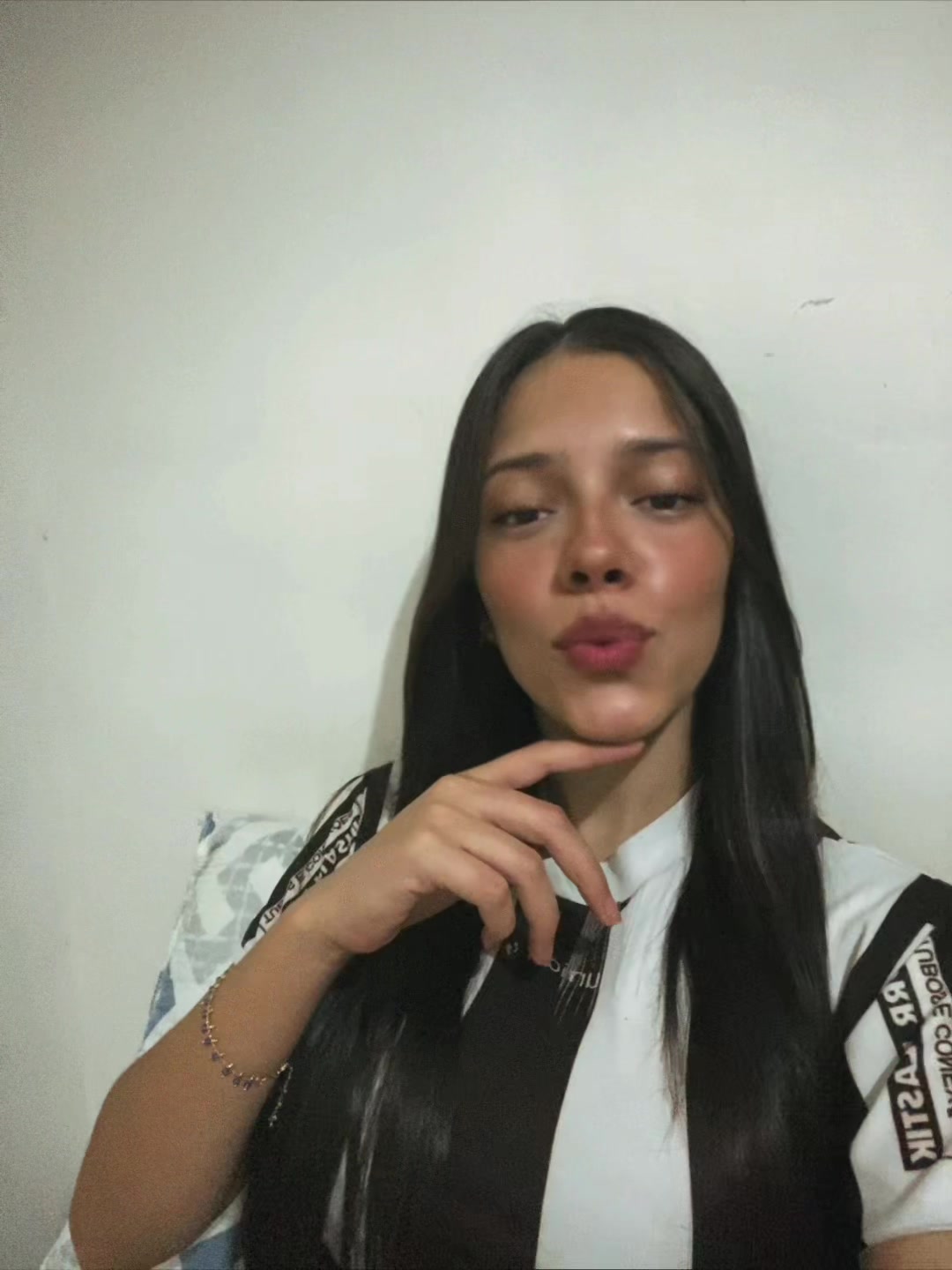 @L💋