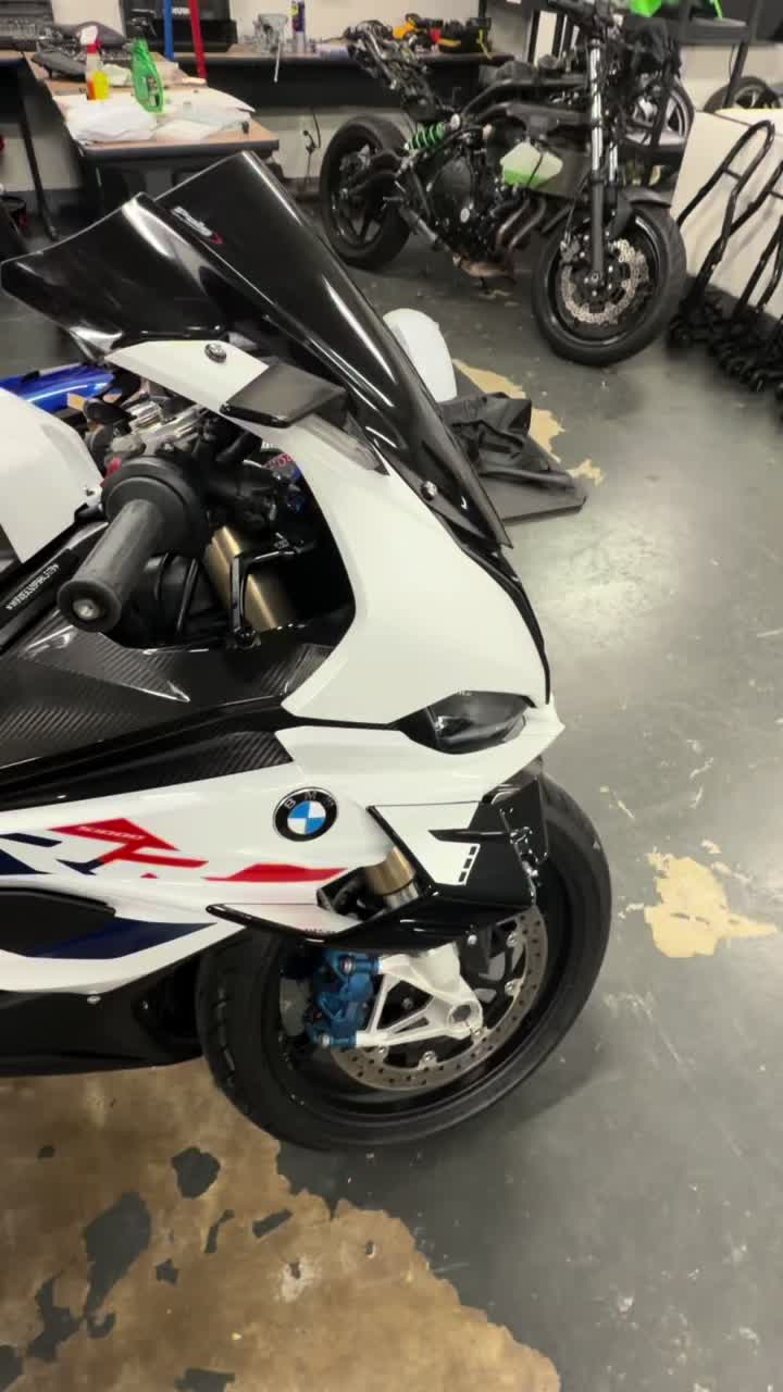 @MotoBros