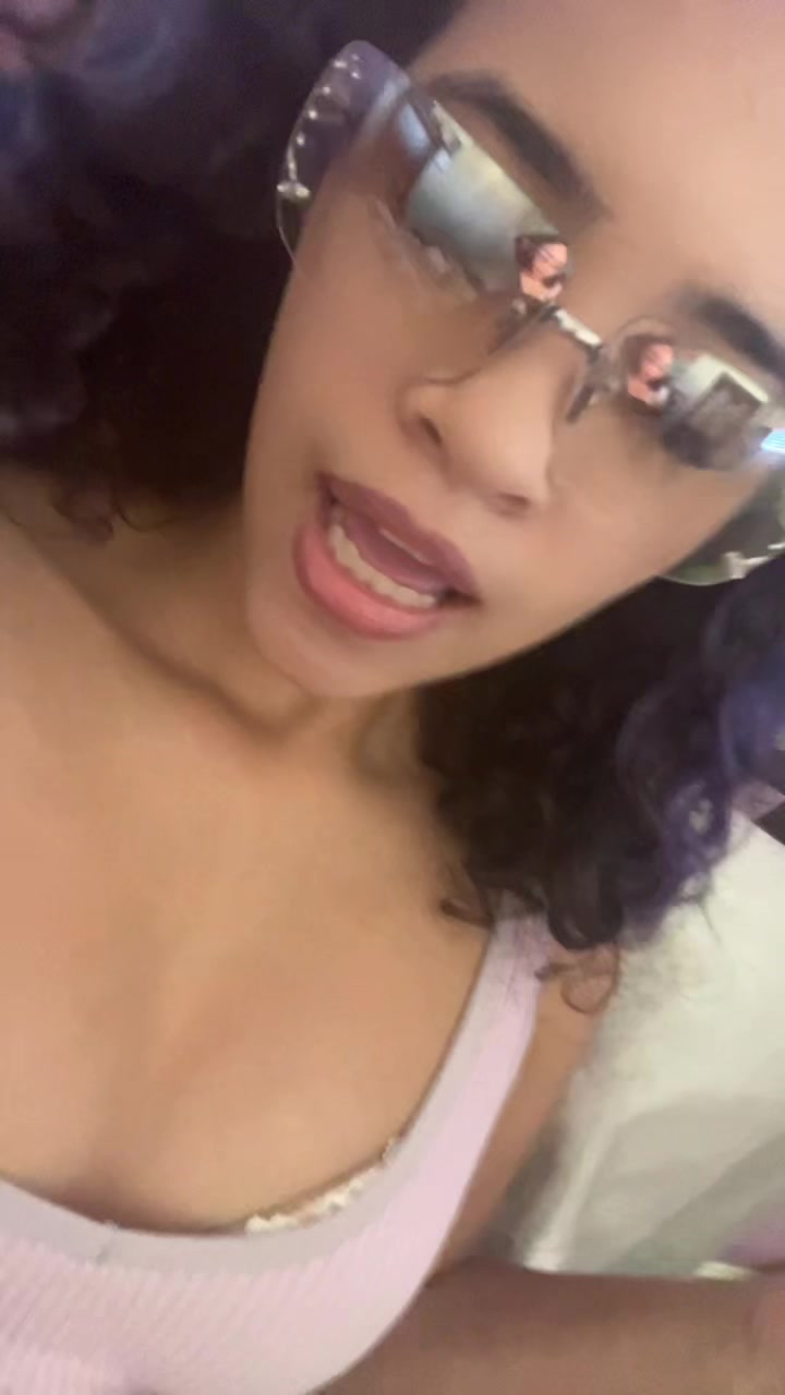 @Yayaisthegirl