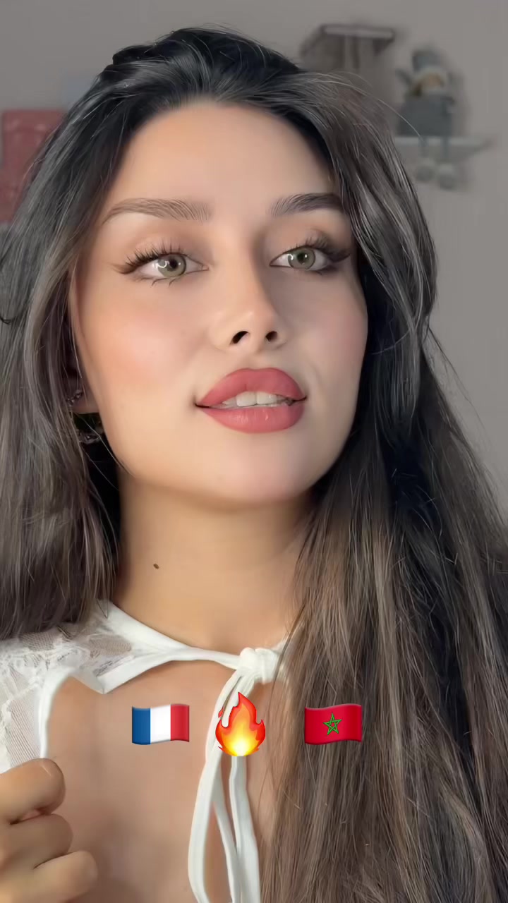 @Taya2002a