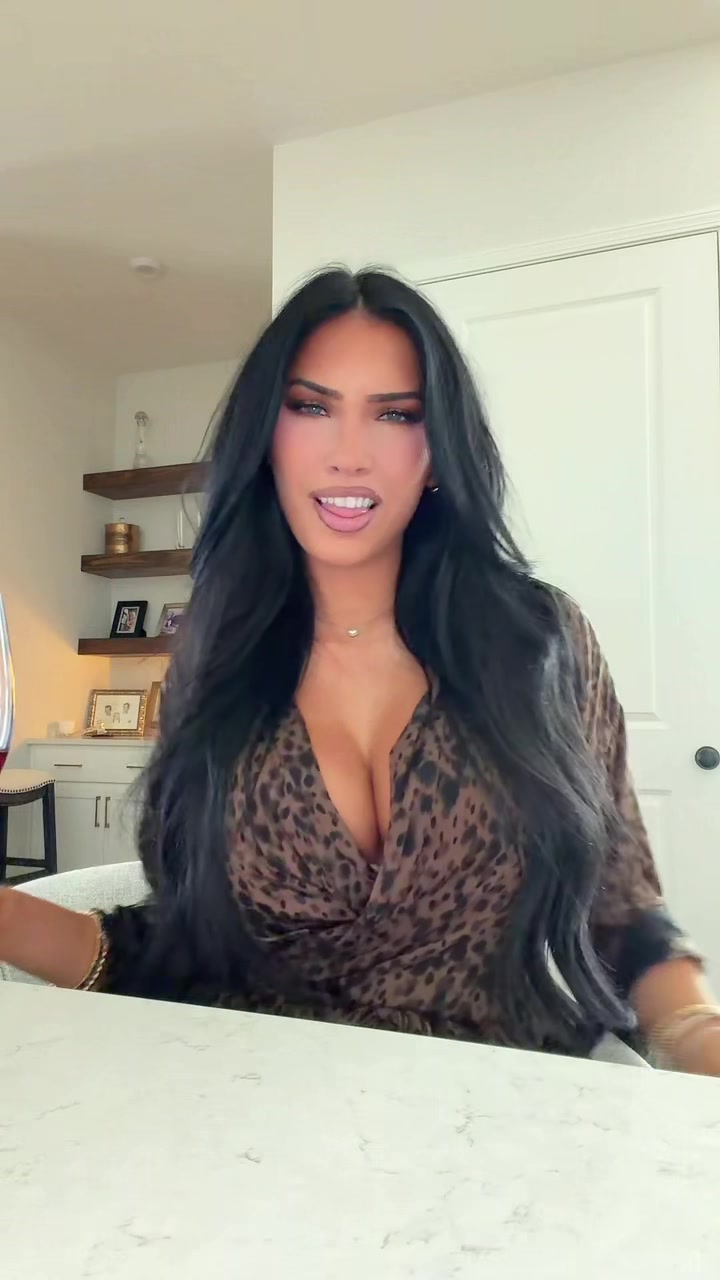 @Elle B