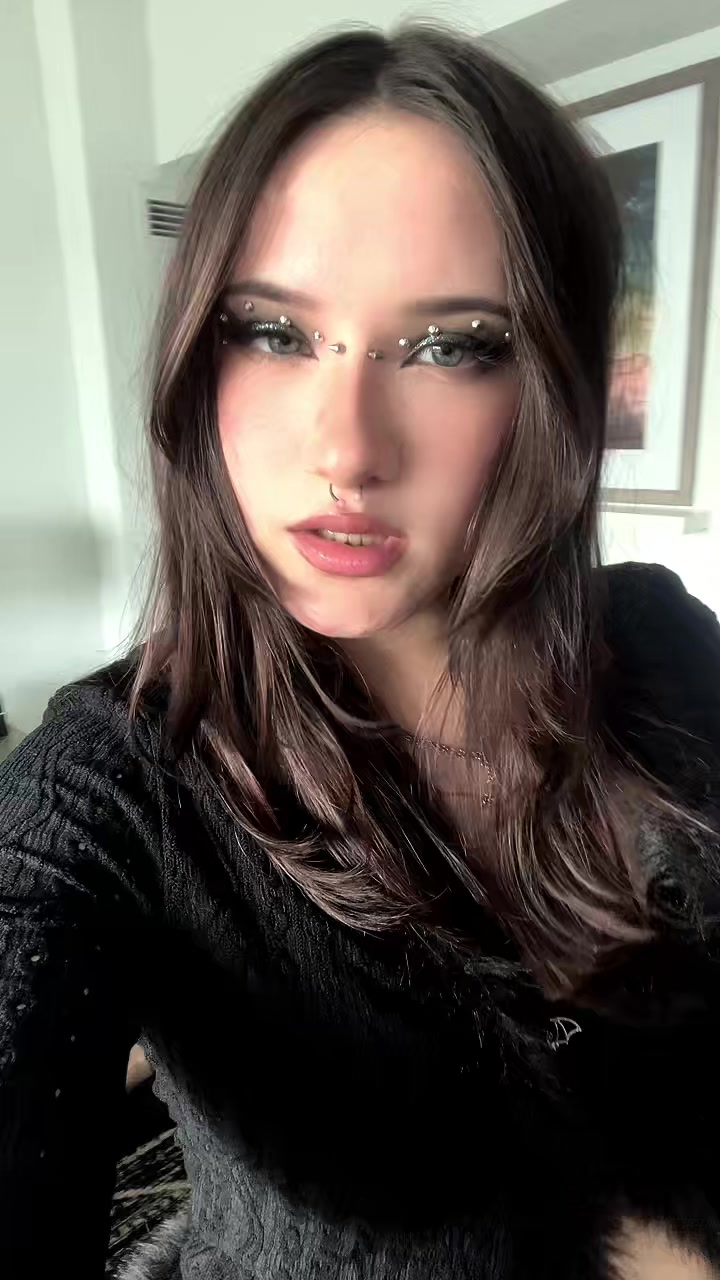 @️
