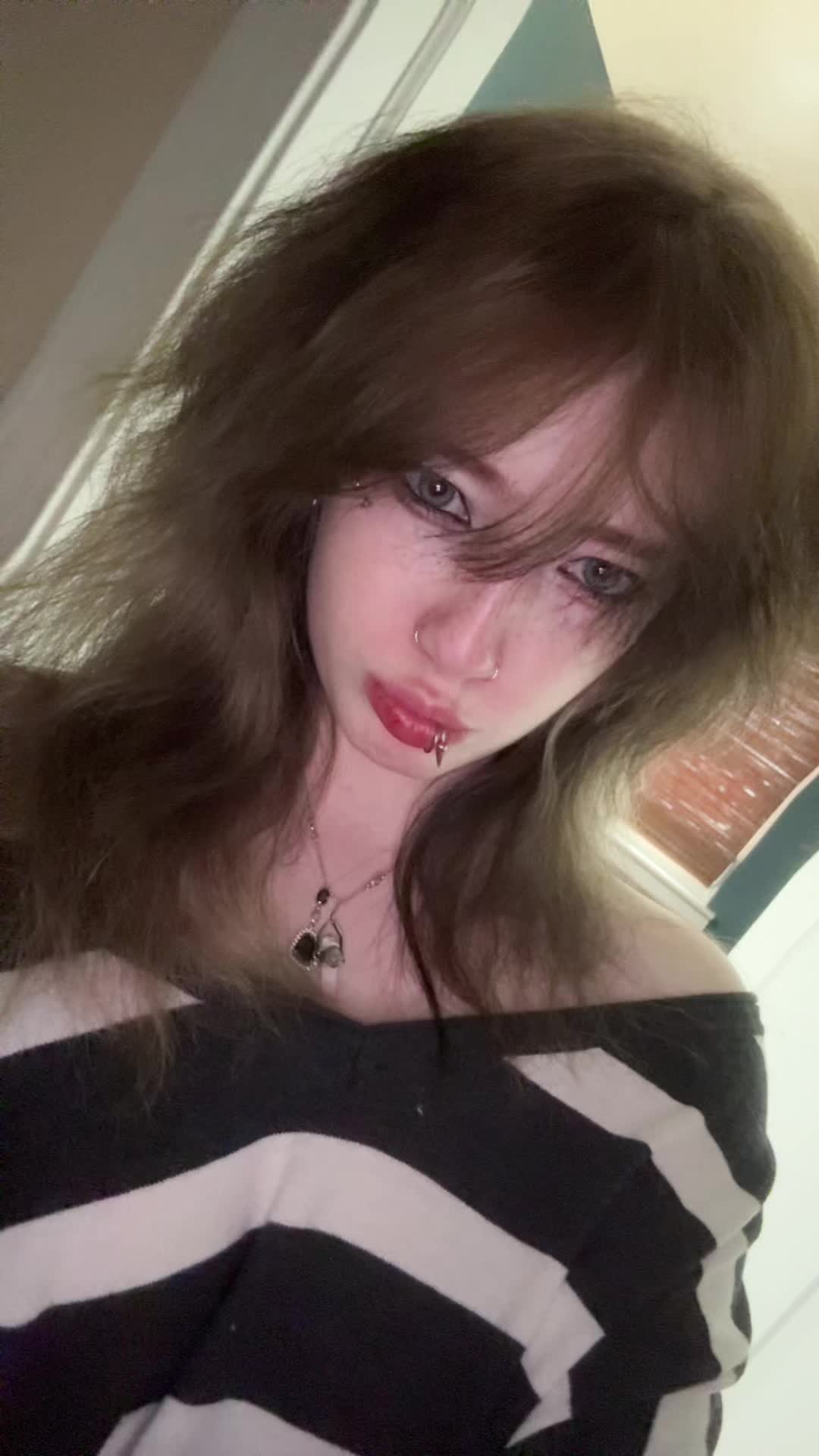 @musaa (๑ˇ&epsilon;ˇ๑)