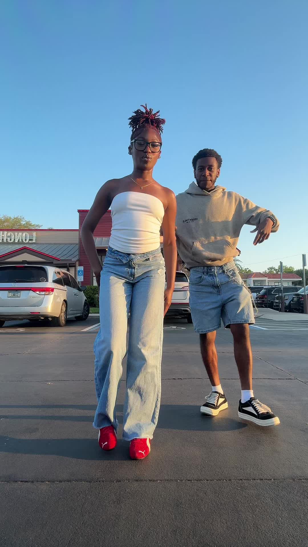 @thuggingwitantone