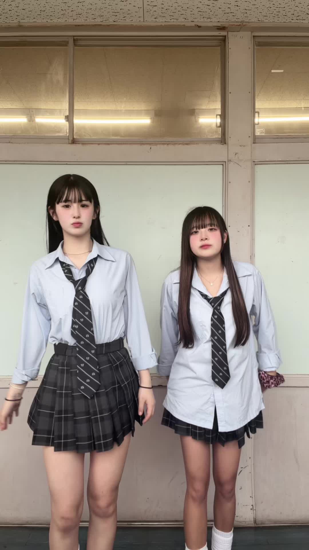 @こな