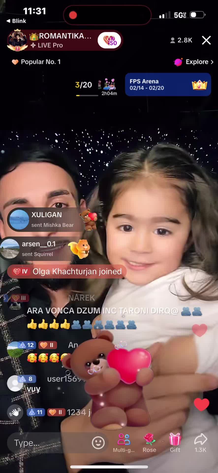 @⃟
