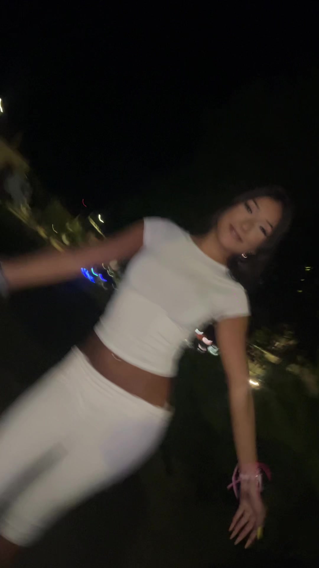 @𝓁𝒶𝓊𝓇𝒶 🪽