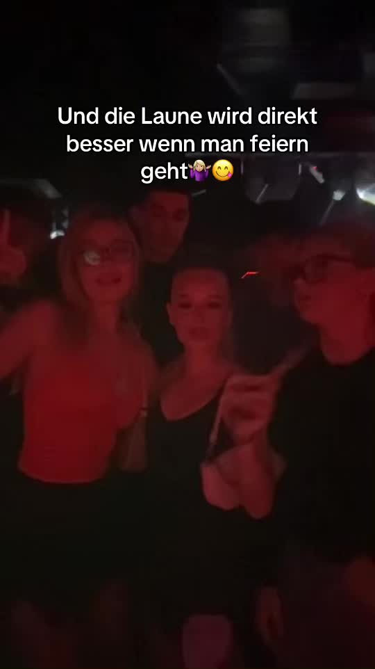 @itscelina_offical