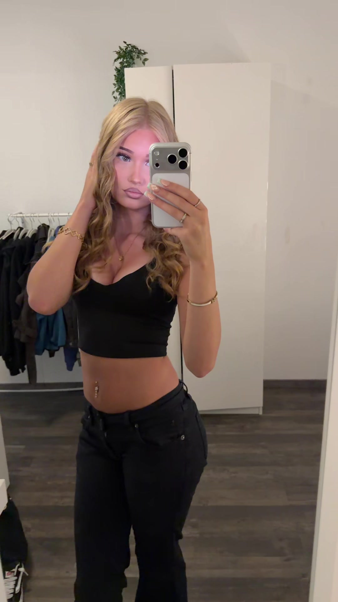 @Lis