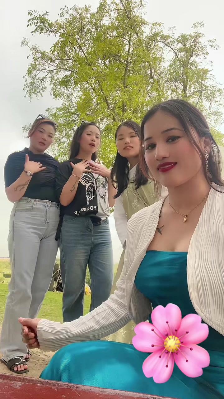 @Numa❤️&zwj;🩹Bhujel🌸