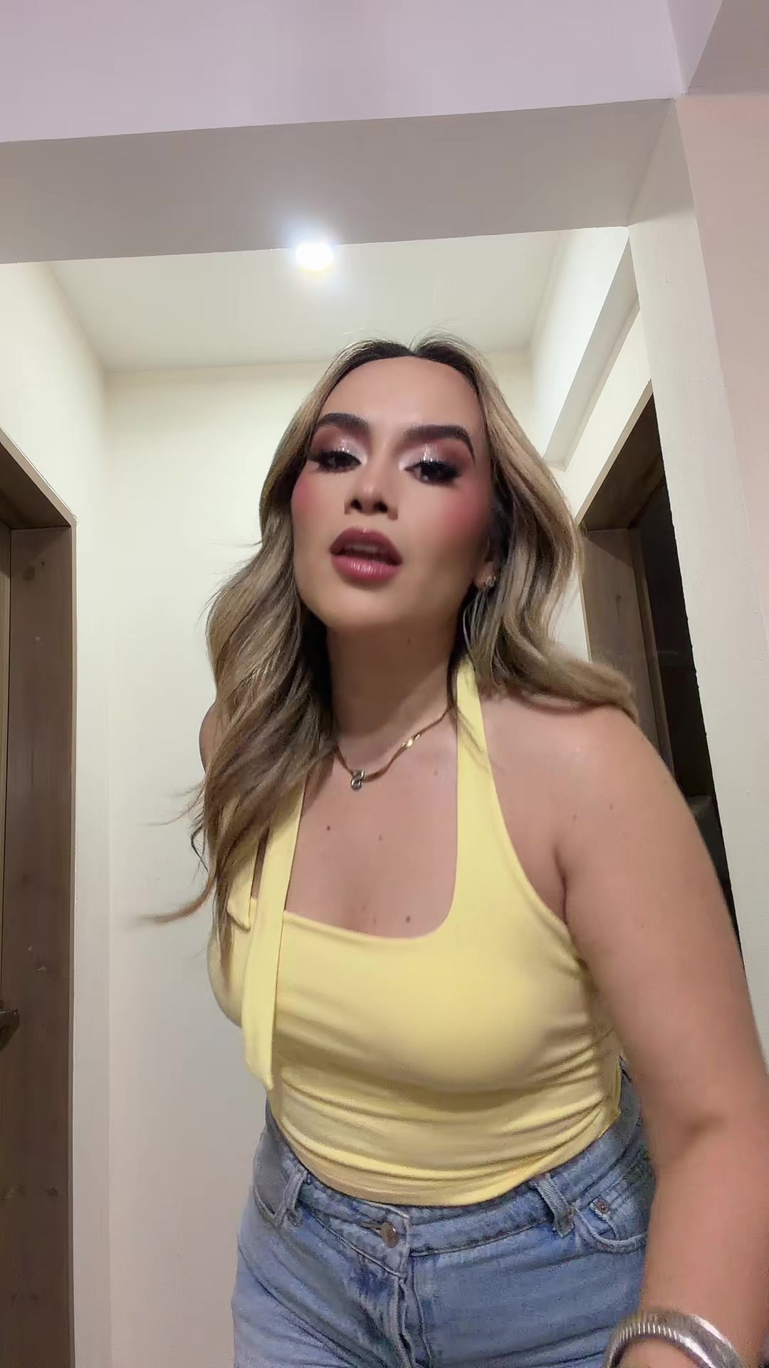 @Salma López