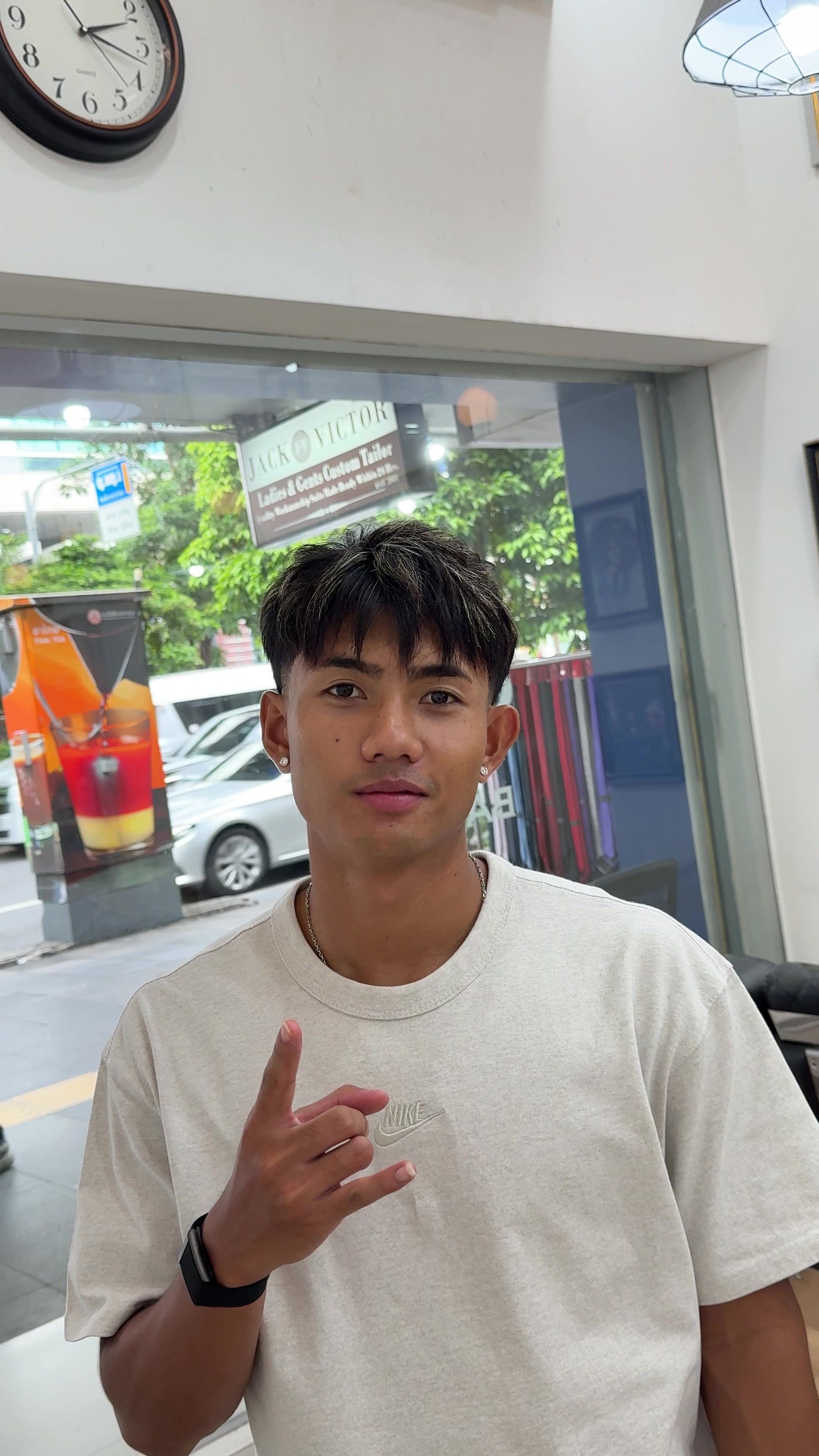 @Lilmaxz ⚽️✂️ Barber bangkok