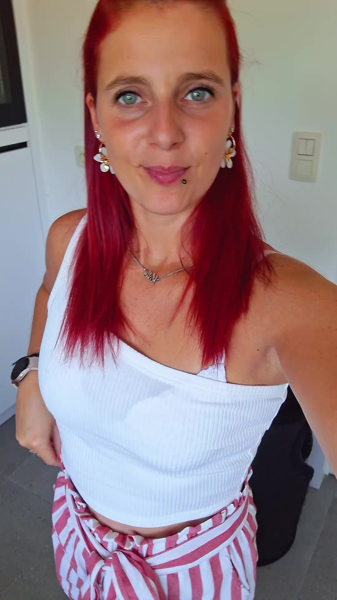 @Ladyk_in_red❤️