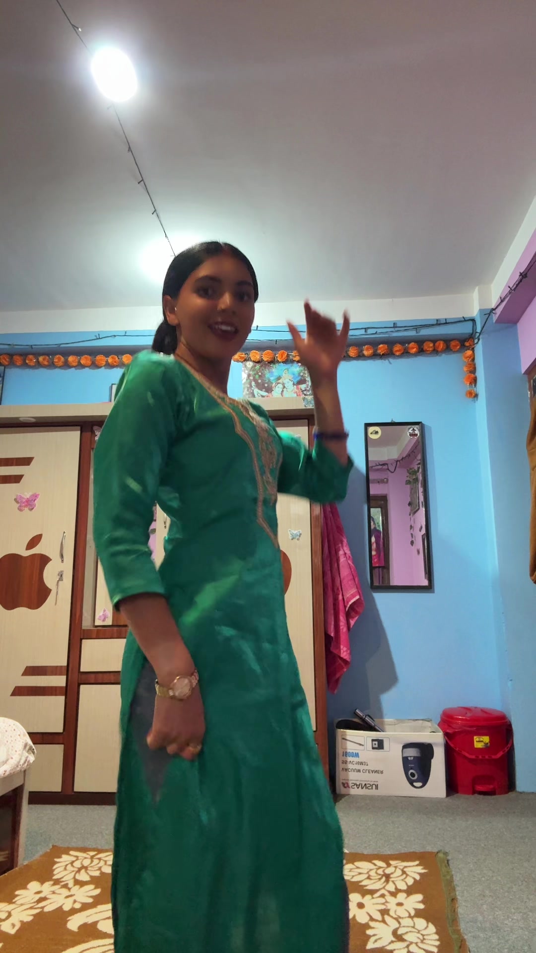 @pooja Tiwari 123