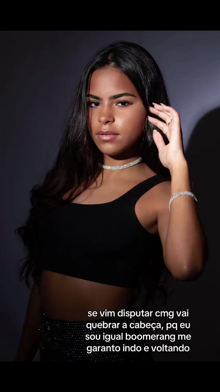 @Ana J&uacute;lia