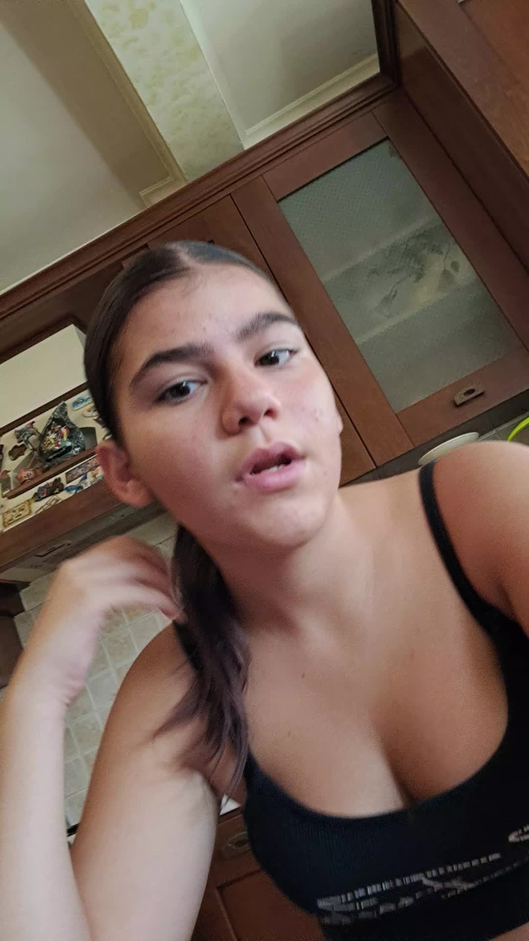 @_niki_014