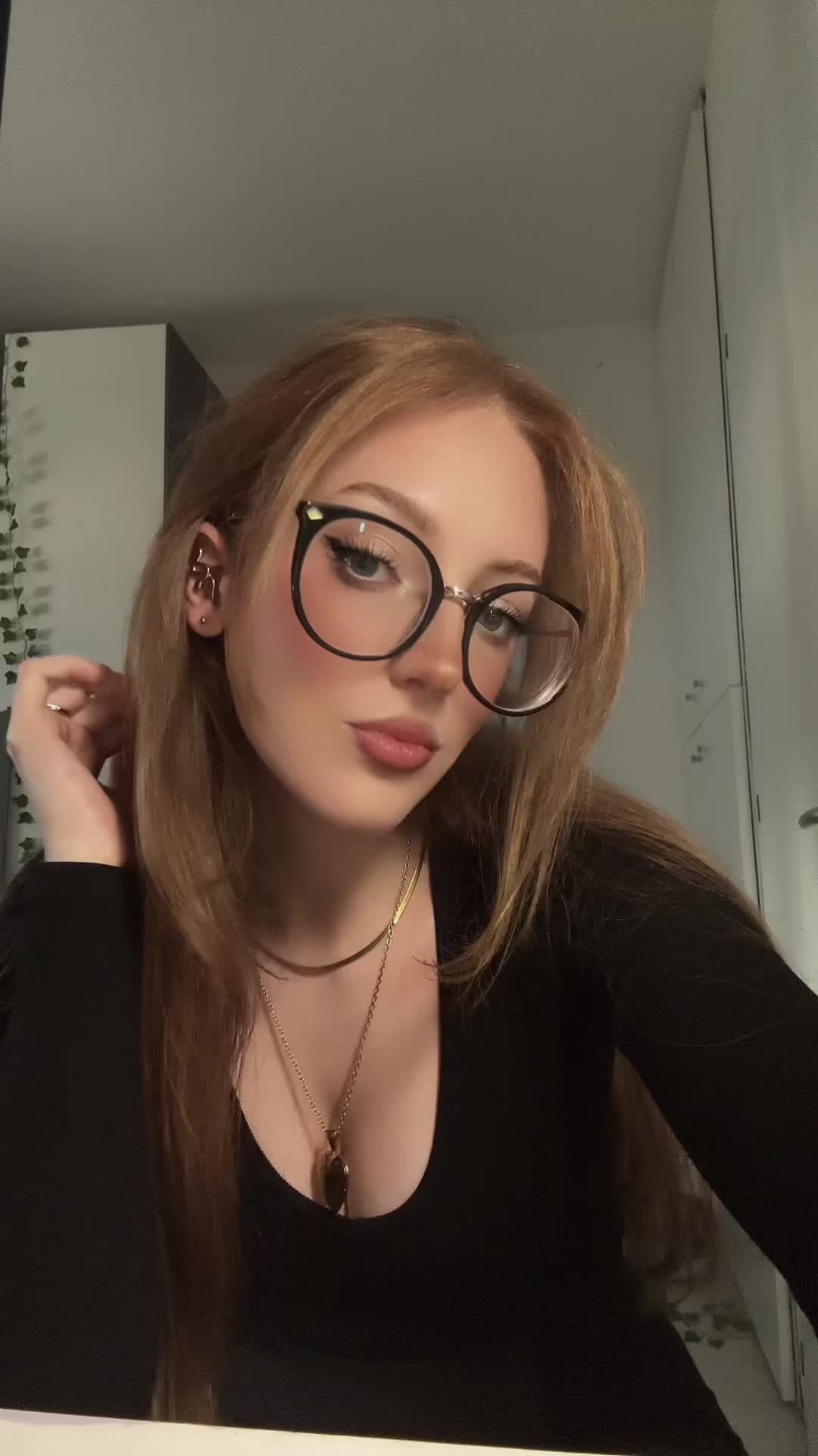 @Yuliya-🇷🇺🇮🇹