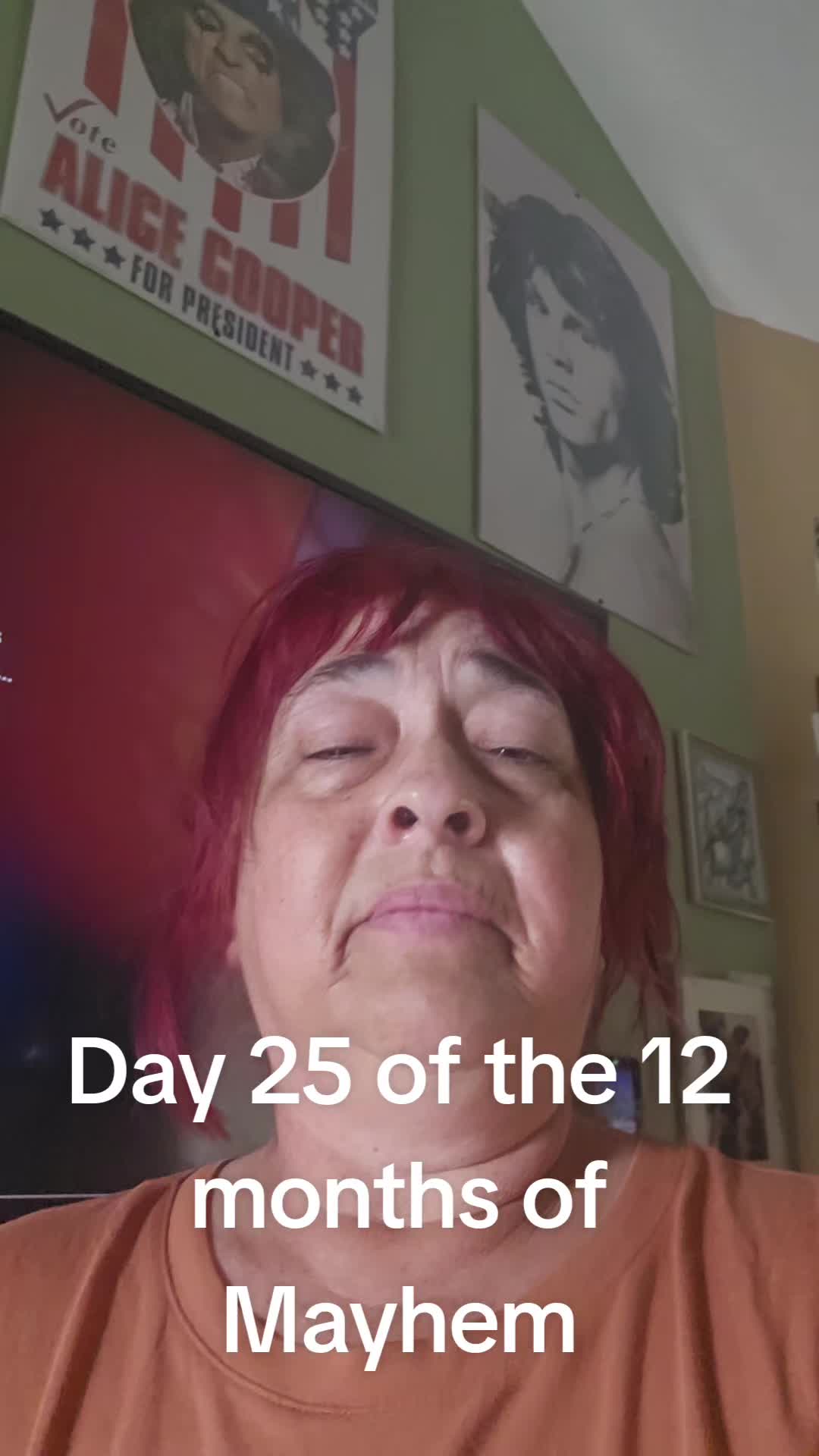 @HorrorQueenGirl