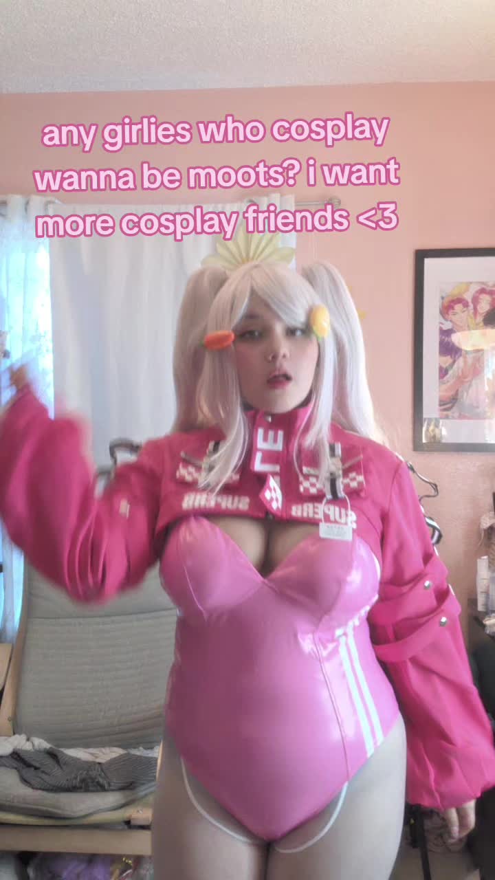 @<3