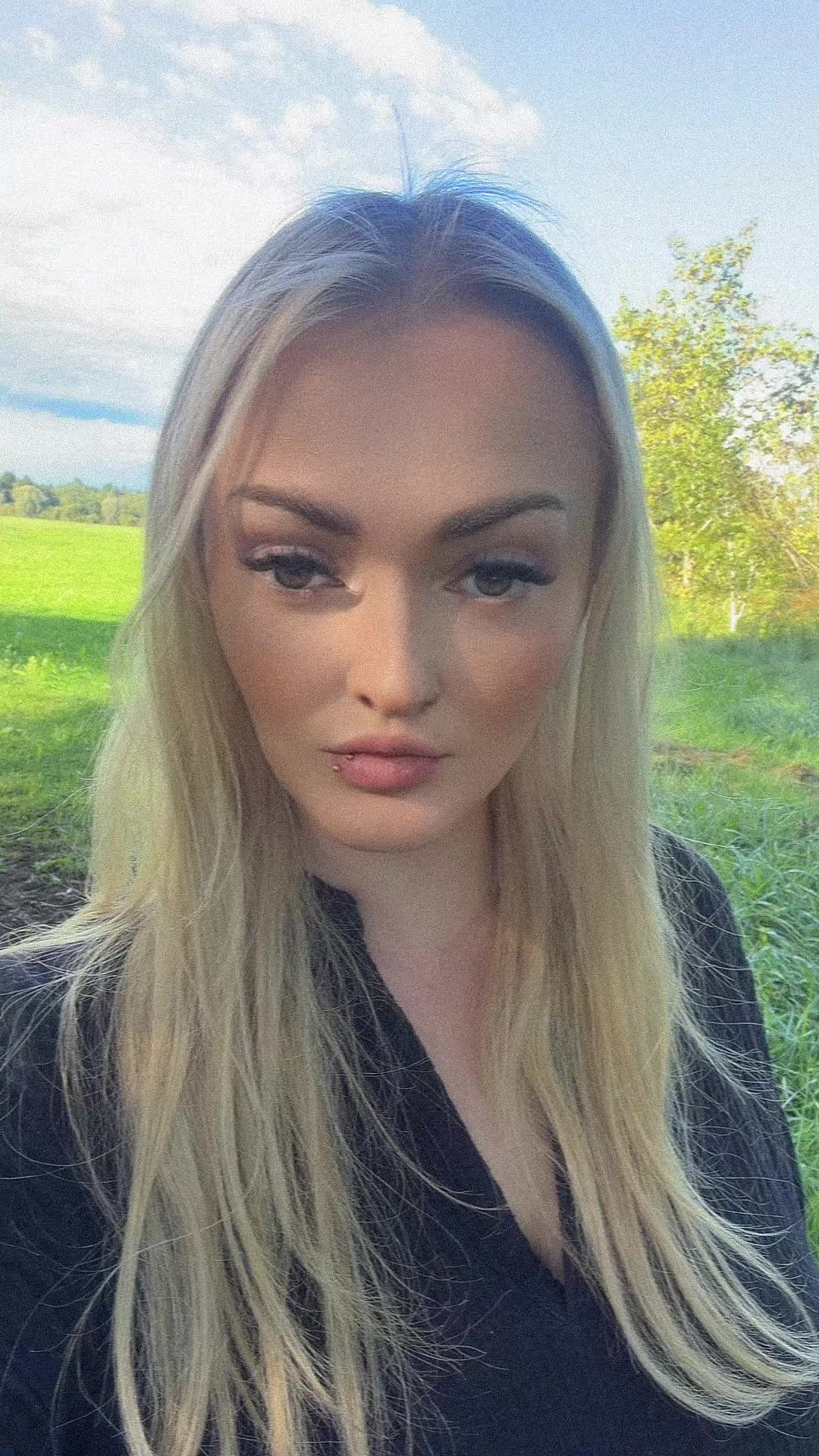 @Alex-Blond