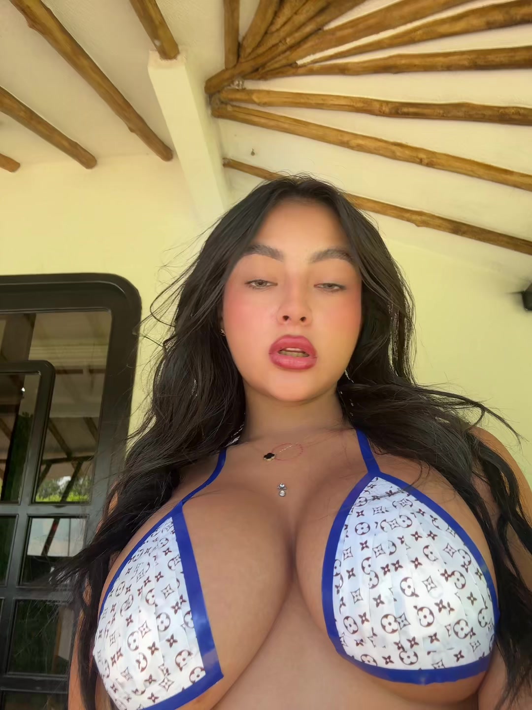 @val_hernandez444