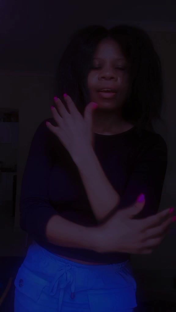 @ANNAHMIA