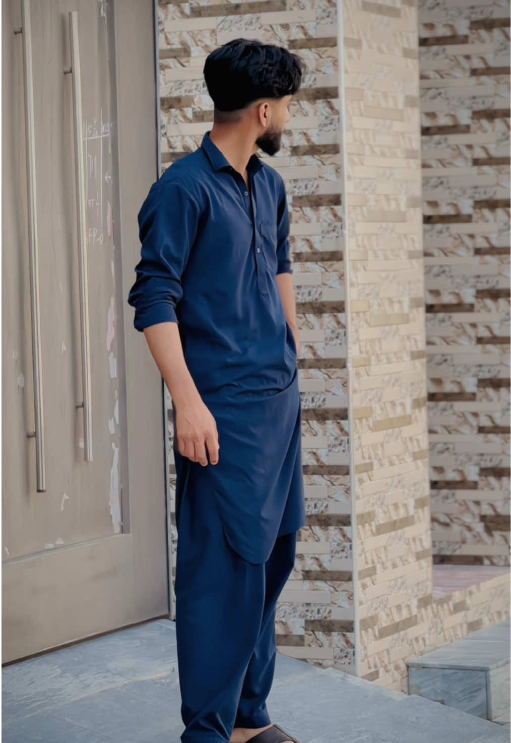 @Sʜᴇʀᴀᴢii 🇵🇰