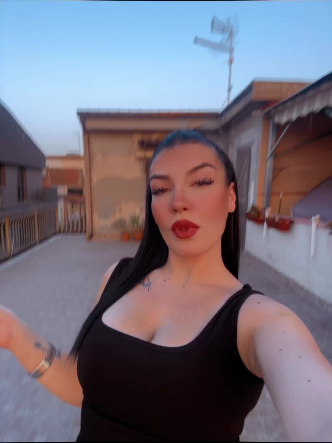 @ALeanza👿