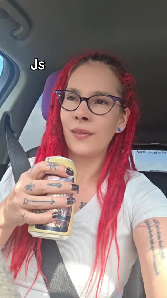 @Mombie1991