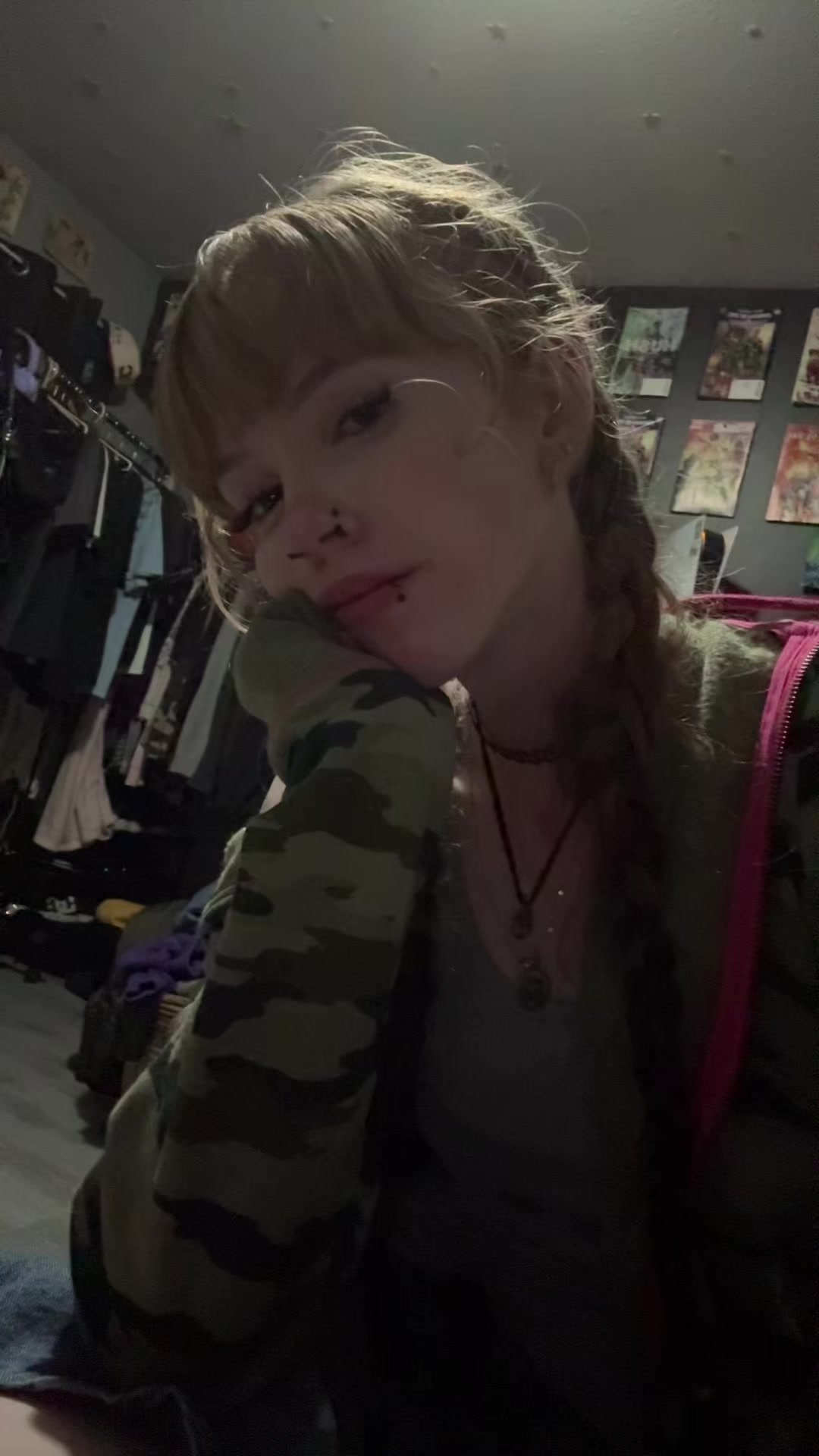 @v