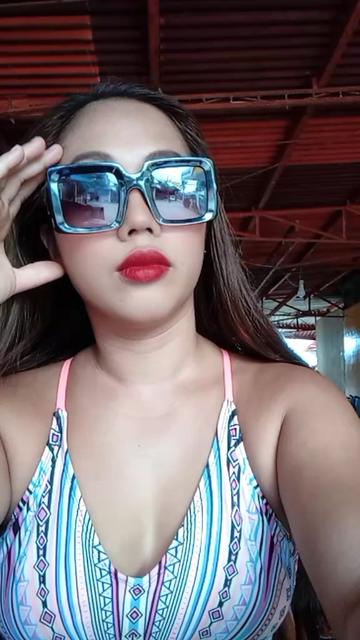@Eva Mae/Hotmom