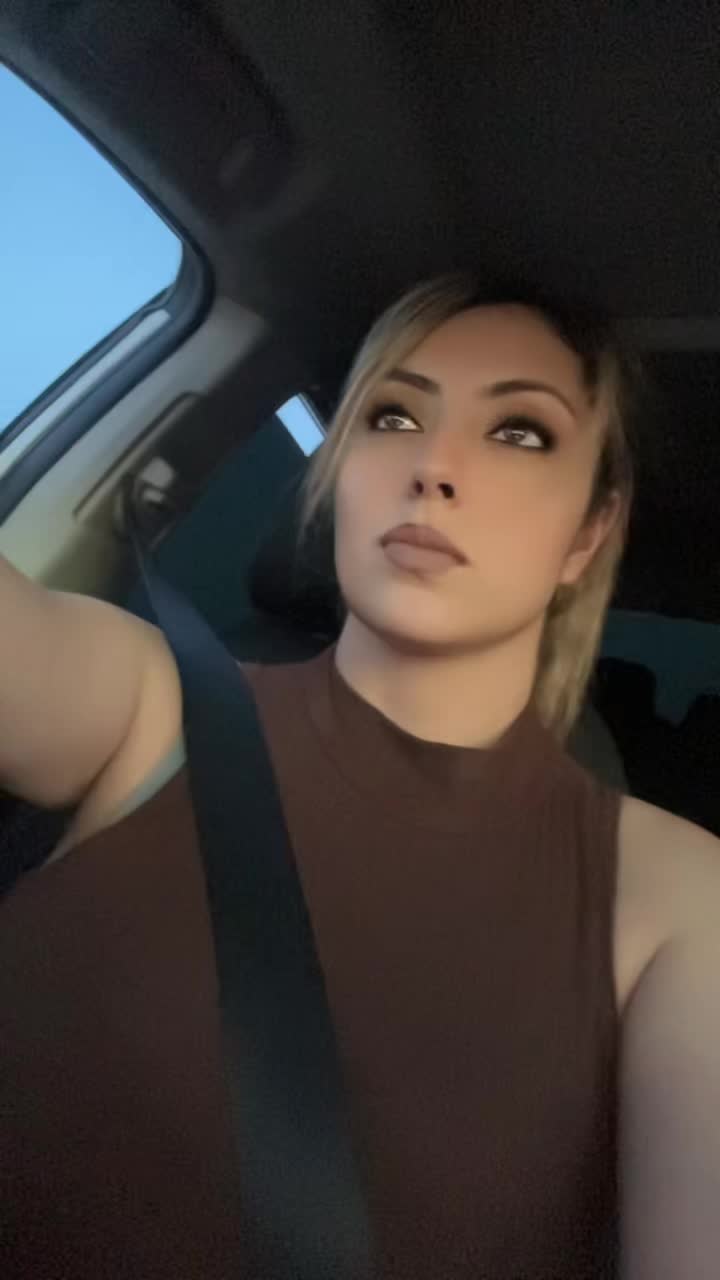 @Kandiee